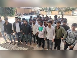 Dhar Scam News: पैसे लेने के बावजूद कॉलेज परीक्षा में पास नहीं किया... विद्यार्थियों ने की शिकायत, लगाए ये गंभीर आरोप