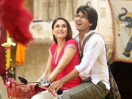 Shahid Kapoor On Why Aditya And Geet From <i>Jab We Met</i> Would Be Divorced Today: "She Is Her Own..." Shahid Kapoor On Why Aditya And Geet From <i>Jab We Met</i> Would Be Divorced Today: "She Is Her Own..."