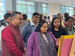 IGNOU में राष्ट्रीय फोटोग्राफी प्रतियोगिता का किया गया आयोजन, देशभर से 475 छात्रों ने भेजी तस्वीरें IGNOU में राष्ट्रीय फोटोग्राफी प्रतियोगिता का किया गया आयोजन, देशभर से 475 छात्रों ने भेजी तस्वीरें