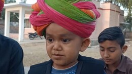 Video: राजस्थान के छोटू खान की आवाज में है ऐसा जादू , मंच पर आते ही जीत लेता है लाखों का दिल
