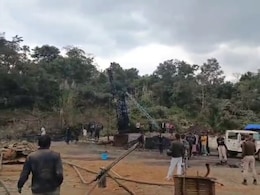 असम के "रैट होल" खदान में घुसा पानी, कई मजदूरों के फंसे होने की आशंका असम के "रैट होल" खदान में घुसा पानी, कई मजदूरों के फंसे होने की आशंका