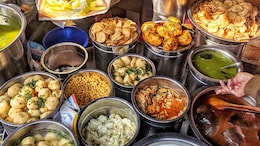 The Best Street Food Hotspots In Delhi To Eat Like A Local