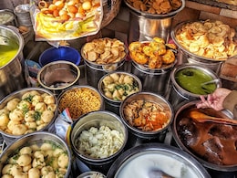 The Best Street Food Hotspots In Delhi To Eat Like A Local The Best Street Food Hotspots In Delhi To Eat Like A Local