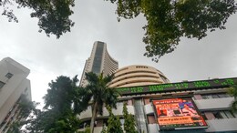 Share Market : शेअर बाजारात जबरदस्त तेजी, मोदींच्या लाल किल्ल्यावरील घोषणेचा परिणाम
