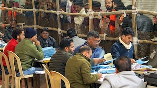Punjab Nikay Chunav Results LIVE: पंजाब निकाय चुनावों में AAP 600 से ज्यादा सीटें जीती, कांग्रेस 200 और BJP 60 पर पीछे