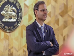 RBI MPC Meet: 5 साल बाद ब्याज दरों में कटौती की उम्मीद, क्यों हो रही है इस बैठक की इतनी चर्चा? जानें वजह RBI MPC Meet: 5 साल बाद ब्याज दरों में कटौती की उम्मीद, क्यों हो रही है इस बैठक की इतनी चर्चा? जानें वजह