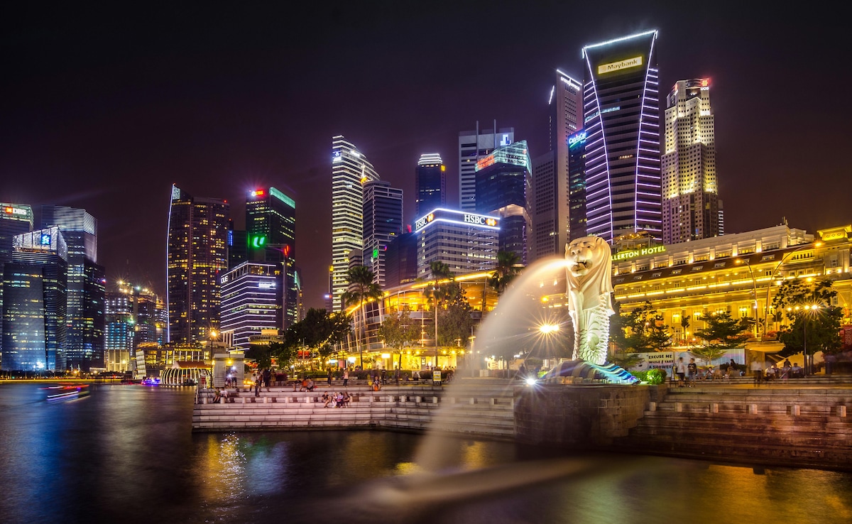 The glittering night sky of Singapore. Photo: Pexels The glittering night sky of Singapore. Photo: Pexels