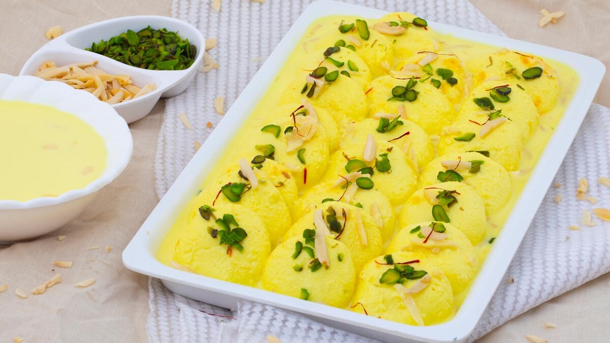 Make Angoori Rasmalai: Easy Recipe with a Twist