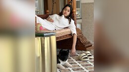 Janhvi Kapoor's "Sleeping Beauty" Mode From Rumoured Boyfriend Shikhar Pahariya's Photo Dump