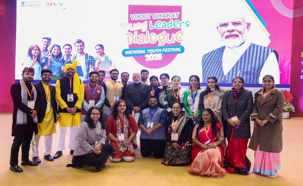 1500 बच्चों में से टॉप 45 में जगह बना, MP की बेटी ने PM मोदी से की खास मुलाकात, इस विषय पर रखी बात