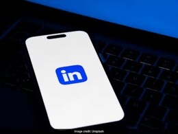 "Hire My Dad": Delhi Woman's Heartfelt LinkedIn Post Wins Internet "Hire My Dad": Delhi Woman's Heartfelt LinkedIn Post Wins Internet