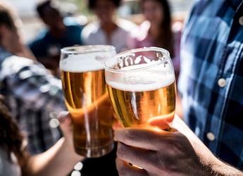 What Happens To Your Blood Sugar When You Drink Alcohol? Answer Might Surprise You... What Happens To Your Blood Sugar When You Drink Alcohol? Answer Might Surprise You...