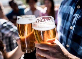 Saudi Makes Buying Alcohol Easier For Rich Foreigners. Who Does It Apply To?