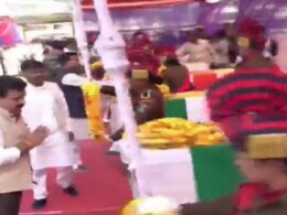 बीजापुर IED ब्लास्ट के शहीद जवानों को श्रद्धांजलि, नक्सलियों ने ऐसे रची थी साजिश बीजापुर IED ब्लास्ट के शहीद जवानों को श्रद्धांजलि, नक्सलियों ने ऐसे रची थी साजिश