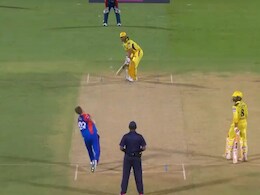 156 किमी. प्रति घंटे की स्पीड से बल्लेबाजों को दहलाने वाला गेंदबाज चैंपियंस ट्रॉफी से हुआ बाहर