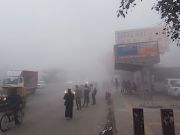 E-Classes Back, Some Categories Of Cars Banned As GRAP 4 Reimposed In Delhi E-Classes Back, Some Categories Of Cars Banned As GRAP 4 Reimposed In Delhi