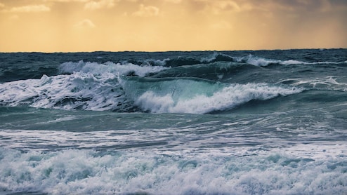 Warm Seas Fuel Dangerous 'Weather Bomb' Set To Hit New South Wales Coast