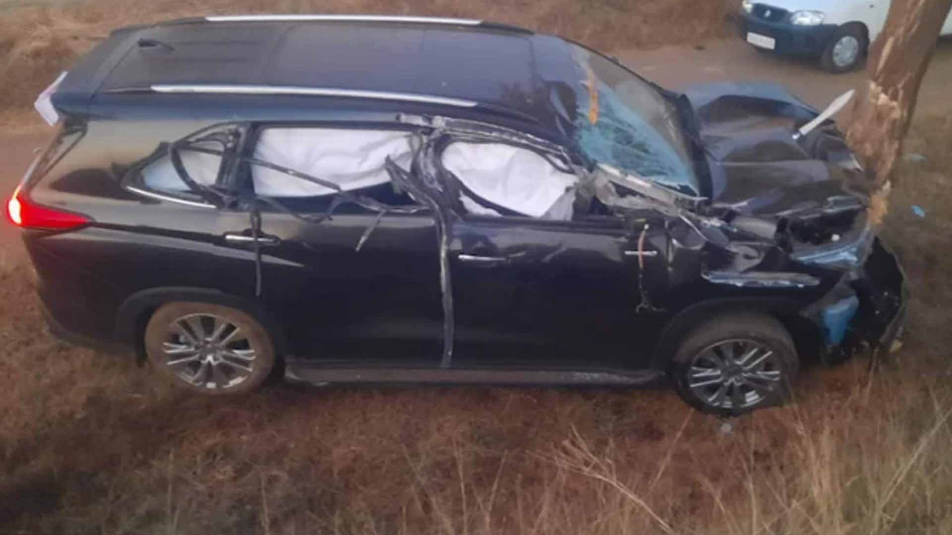 Karnataka Minister Laxmi Hebbalkar's Toyota Innova Crashes Into Tree, Taken To Hospital