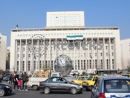 Syria Orders Freeze Of Bank Accounts Linked To Former Regime Syria Orders Freeze Of Bank Accounts Linked To Former Regime