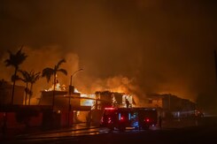 Los Angeles Residents In "Panic Mode" As Fireballs Cause Devastation Los Angeles Residents In "Panic Mode" As Fireballs Cause Devastation