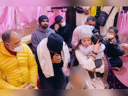 'पूरा देश पटाखे फोड़ता है...', प्रेमानंद महाराज से मिलने वृंदावन पहुंचे विराट-अनुष्का, VIDEO में देखें क्या हुई बातचीत