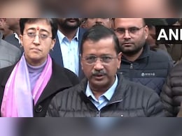 परवेश वर्मा के घर पर रेड हो, उन्हें चुनाव लड़ने से रोका जाए : EC से केजरीवाल ने की शिकायत परवेश वर्मा के घर पर रेड हो, उन्हें चुनाव लड़ने से रोका जाए : EC से केजरीवाल ने की शिकायत