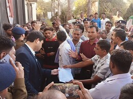 Cement Factory Gas Leak: जहरीले गैस की चपेट में आए 38 मासूम, लोगों के विरोध के बाद प्रशासन ने लिया तुरंत एक्शन Cement Factory Gas Leak: जहरीले गैस की चपेट में आए 38 मासूम, लोगों के विरोध के बाद प्रशासन ने लिया तुरंत एक्शन