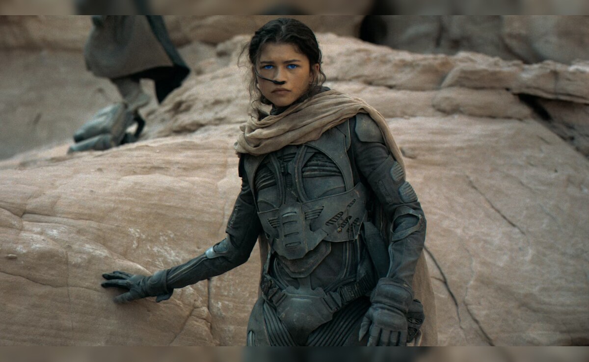 Zendaya Reveals She Suffered A Heatstroke On <i>Dune: Part 2</i> Set: "I Felt So Barfy"