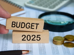 Budget 2025: बजट में क्या-क्या हो सकता है सस्ता? पेट्रोल-डीजल से मोबाइल तक की घट सकती है कीमत Budget 2025: बजट में क्या-क्या हो सकता है सस्ता? पेट्रोल-डीजल से मोबाइल तक की घट सकती है कीमत