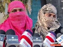 दो महिला प्रोफेसर ने  प्राचार्य पर लगाए गंभीर आरोप, कहा - पहनावे पर भद्दे कमेंट्स कर जलील करते हैं दो महिला प्रोफेसर ने  प्राचार्य पर लगाए गंभीर आरोप, कहा - पहनावे पर भद्दे कमेंट्स कर जलील करते हैं