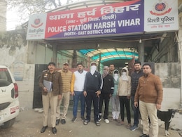 दिल्ली में दोस्ती करके बंधक बनाकर लूटने वाला नकली गे गैंग, पांच लोग गिरफ्तार दिल्ली में दोस्ती करके बंधक बनाकर लूटने वाला नकली गे गैंग, पांच लोग गिरफ्तार