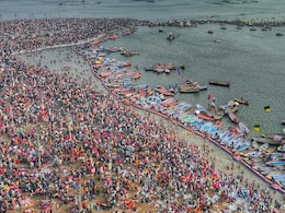 Maha Kumbh Crosses 10 Crore Milestone For Pilgrims Bathing At Sangam Maha Kumbh Crosses 10 Crore Milestone For Pilgrims Bathing At Sangam