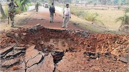 Naxal Attack: नक्षलवाद्यांचा मोठा हल्ला! IED स्फोटाने वाहन उडवले; 9 जवान शहीद