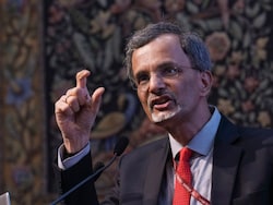 'Stop Being Squeamish About Swadeshi': CEA Flags Supply, Rupee Risks