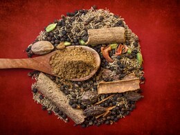 Why Do Whole Spices Taste Different (Or Better) Than Powdered Spices