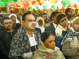 New year 2025: नए साल की पहली सुबह राजस्थान के मंदिरों में उमड़ी भीड़, CM ने किये गिरिराज महाराज के दर्शन New year 2025: नए साल की पहली सुबह राजस्थान के मंदिरों में उमड़ी भीड़, CM ने किये गिरिराज महाराज के दर्शन