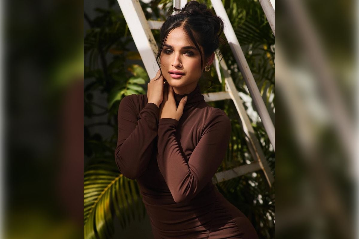 Kashish Kapoor's Candid Chat with Paparazzi; Says "No Toxicity..."