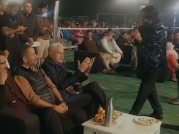 Rajasthan: बॉलीवुड नाइट में क‍िरोड़ी मीणा ने की 'चल उड़ जा रे पंछी अब ये देश हुआ बेगाना... गाने की फरमाइश   