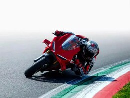 2025 Ducati Panigale V4 Teased Ahead Of India Launch 2025 Ducati Panigale V4 Teased Ahead Of India Launch