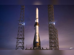 Jeff Bezos's Blue Origin Delays Rocket Launch Over Space Weather