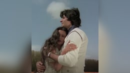 When Amitabh Bachchan Calmed Down A Nervous Rekha During An Intense Scene