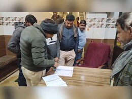 मेहंदीपुर बालाजी के दर्शन करने आए देहरादून के 4 लोगों की मौत, करौली के एक धर्मशाला में सभी मिले मृत मेहंदीपुर बालाजी के दर्शन करने आए देहरादून के 4 लोगों की मौत, करौली के एक धर्मशाला में सभी मिले मृत