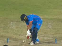 Double Whammy For Karun Nair: After Champions Trophy Snub, Star Fails In Vijay Hazare Final Double Whammy For Karun Nair: After Champions Trophy Snub, Star Fails In Vijay Hazare Final