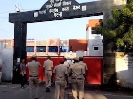 बिहार : बेऊर जेल सुपरिटेंडेंट के कई ठिकानों पर EOU का छापा, आय से 146% अधिक संपत्ति बनाने का आरोप बिहार : बेऊर जेल सुपरिटेंडेंट के कई ठिकानों पर EOU का छापा, आय से 146% अधिक संपत्ति बनाने का आरोप