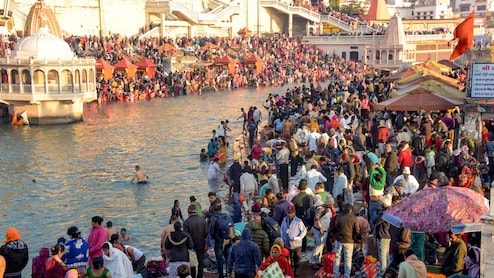 Pind Daan 2025: गया नहीं जा पा रहे? तो दिल्ली से 4 घंटे दूर हरिद्वार में करें पिंडदान, मिलेगा पितरों को मोक्ष