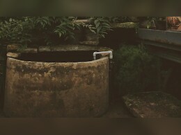 कुएं से रात भर आती रही आवाज़, मामला खुला तो 4 लोगों पर पुलिस ने की FIR दर्ज