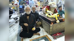 एक्टर संजय मिश्रा ने महाकाल मंदिर में किए दर्शन,&nbsp;पूजा-अर्चना कर मांगी खास मन्नत