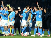 Napoli Beat Juventus To Continue Serie A Title Charge