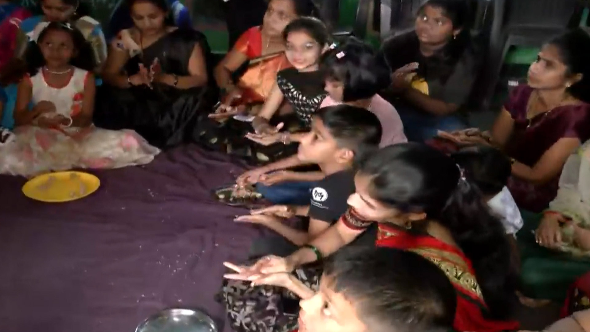 Karjat: Anganwadi Kids Make Traditional 'Til Gur Ke Ladoo' On Makar Sankranti