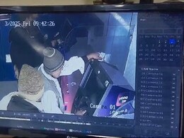 MP: खजुराहो में बदमाश ने बदला बुजुर्ग का ATM कार्ड, फिर खाते से उड़ा लिए 40000